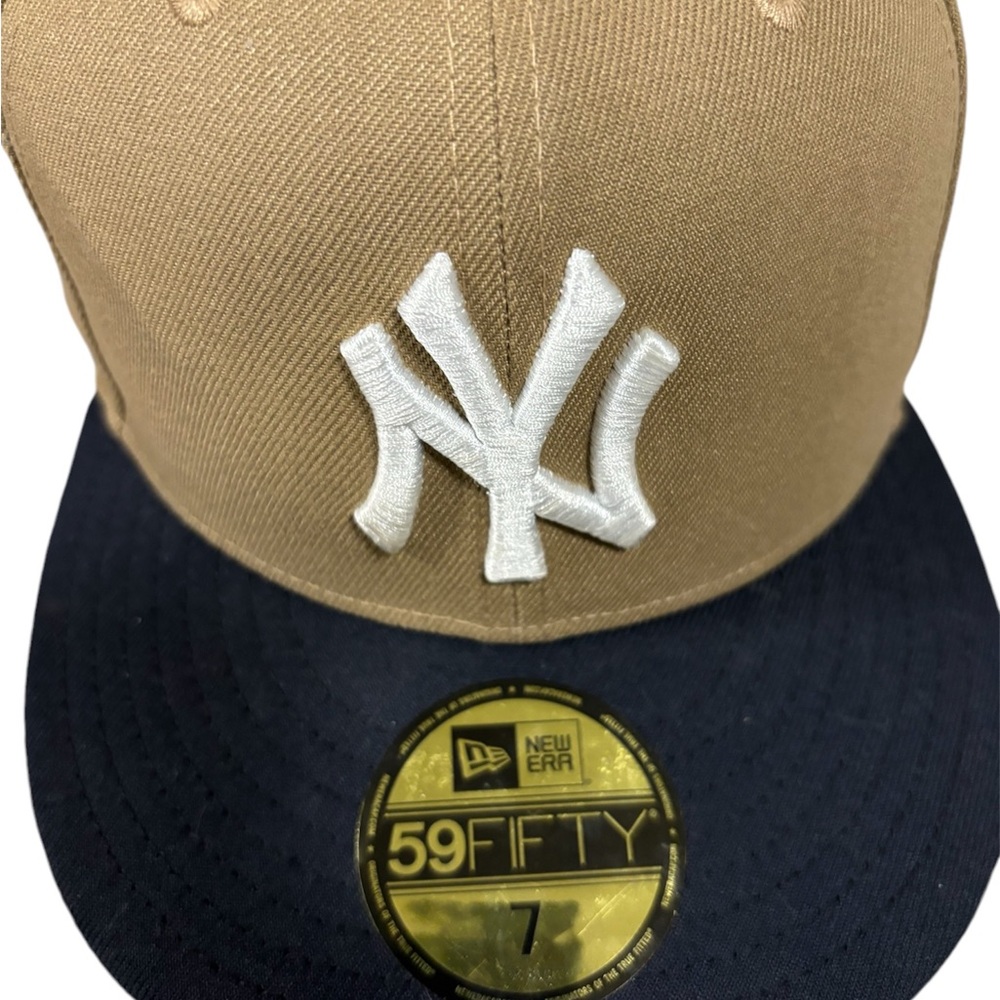 New Era 59 fifty New York Yankees hat. Nwot. Size 7